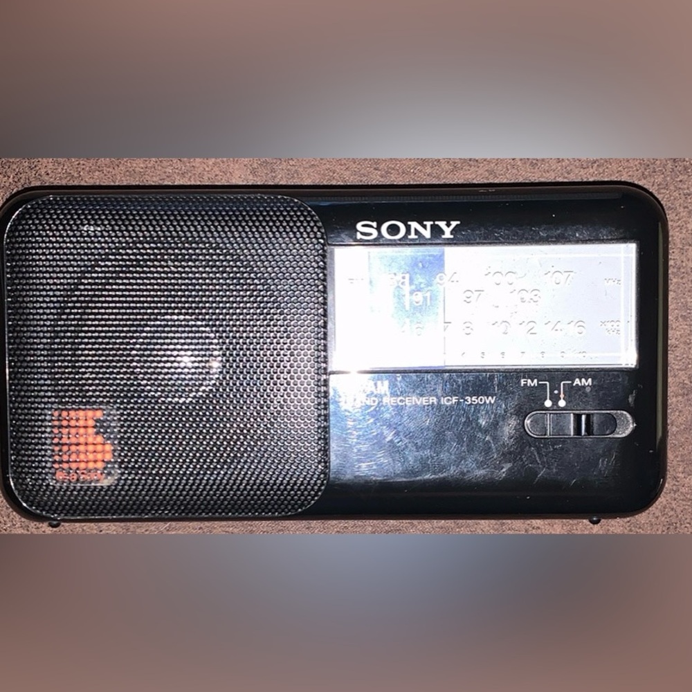 Sony ICF-350W 2 Band FM/AM Portable Receiver Working